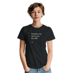 modelo mulher cabelo curto t-shirt respeita me mãe