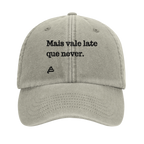 bone vintage grisalho bordado Mais vale late que never poesia coco