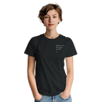 modelo cabelo curto com t-shirt respeita me mãe